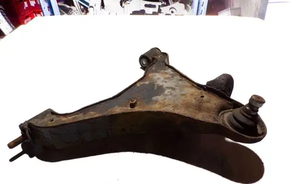 Nissan Pathfinder R51 Front control arm