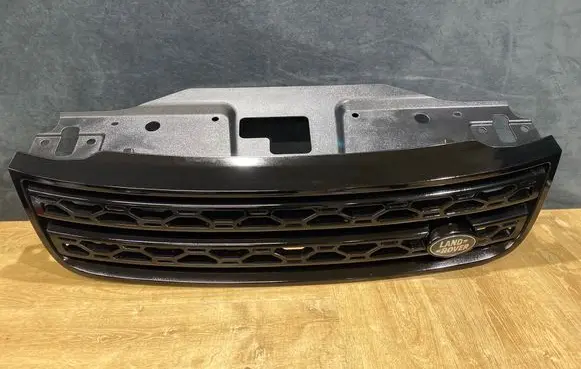 Land Rover Discovery 5 Front bumper upper radiator grill HY3M8200AB HY328200A C89GA