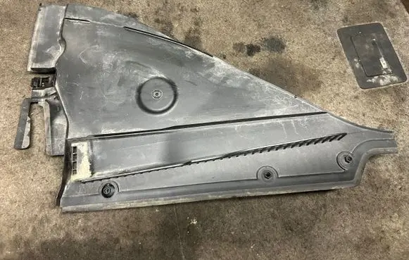 BMW 1 F20 F21 Other engine bay part 19074910