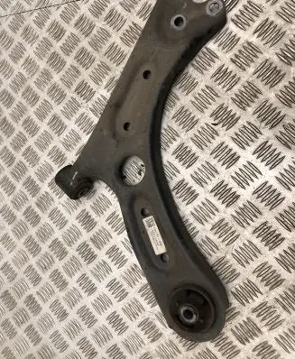 Hyundai i30 Front lower control arm/wishbone 54501G4AA0