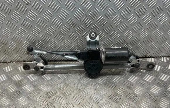 Hyundai Santa Fe Front wiper linkage and motor 981002W950
