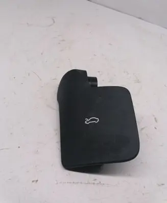 Audi Q7 4M Engine bonnet (hood) release handle 4M2823533