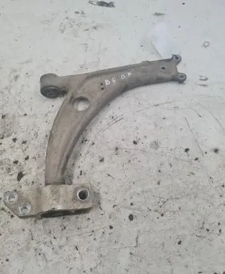 Volkswagen PASSAT B6 Front lower control arm/wishbone
