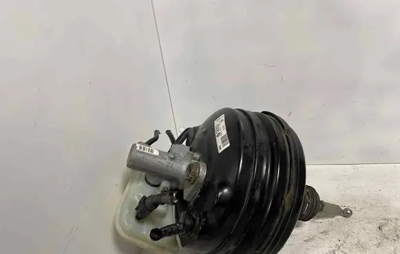 Audi A4 S4 B7 8E 8H Brake booster 8E0612105P
