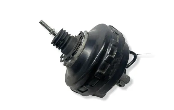 Skoda Superb B5 (3U) Brake booster 3B0614105C