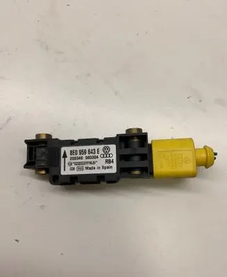 Audi A6 S6 C5 4B Airbag deployment crash/impact sensor 8E0959643E 200346 060304