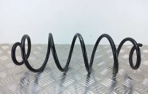 Peugeot 3008 II Rear coil spring