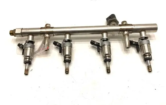 Audi A4 S4 B9 8W Fuel main line pipe 06K133317AB
