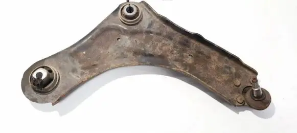 Renault Megane III Front lower control arm/wishbone