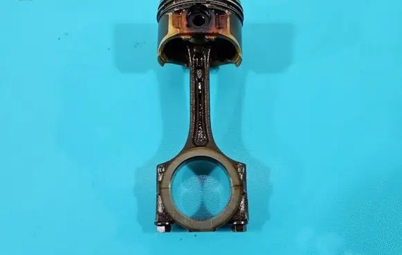 Piston
