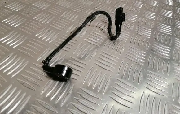 Mercedes-Benz C W204 Detonation knock sensor A0071531228