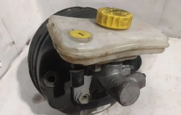 Audi A4 S4 B6 8E 8H Brake booster 8E0612105M