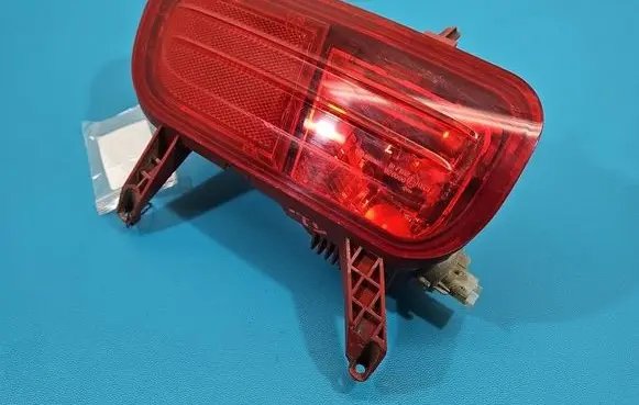 Peugeot 5008 Rear bumper light 9684068680 IMPRK1542827
