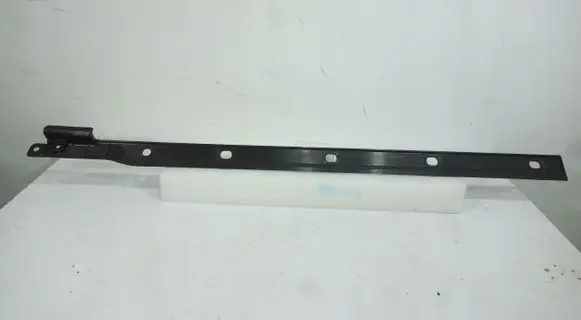 Suzuki Swift III Dashboard glove box trim 53R00