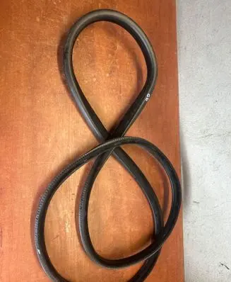 BMW X6 F16 Rear door rubber seal (on body) 