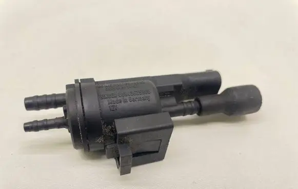 Valve vacuum