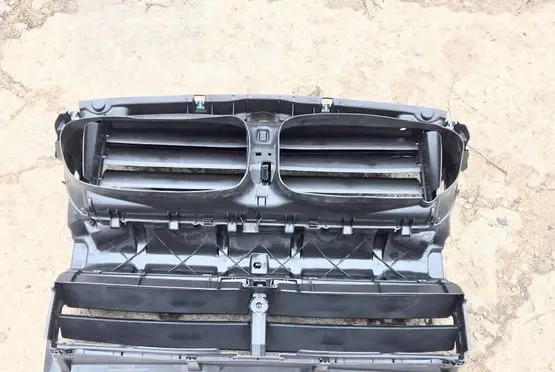 BMW 5 F10 F11 Intercooler air guide/duct channel 51747200781 51747200824