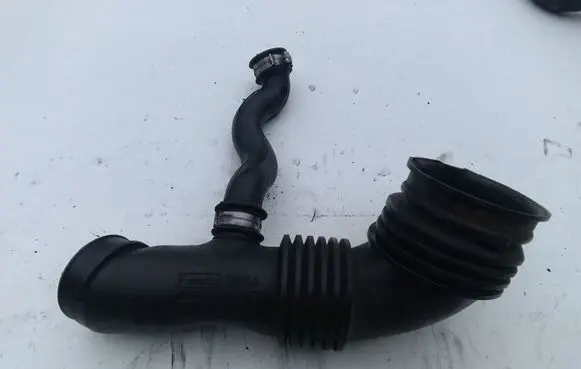 Ford Focus Air intake hose/pipe 7M519A673HE 72101087 76894422