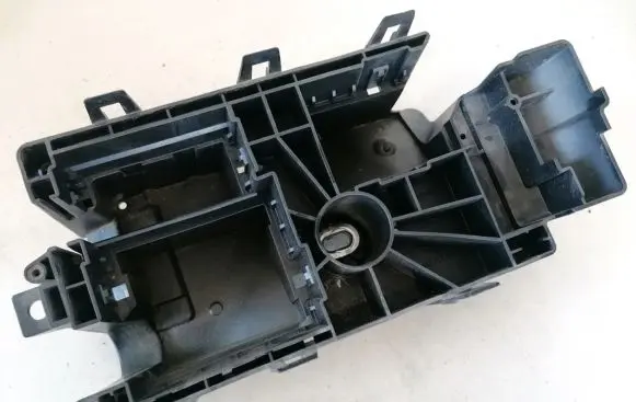 Opel Insignia A Battery bracket 13253551