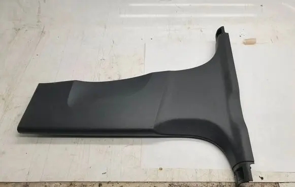 (B) pillar trim (bottom)