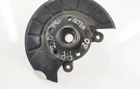 Seat Altea XL Front wheel hub spindle knuckle