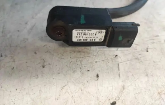 Opel Vivaro Air pressure sensor 8200168253 0281002566 8200185545