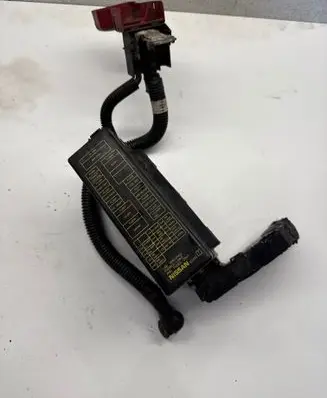 Nissan X-Trail T30 Fuse module EQ320