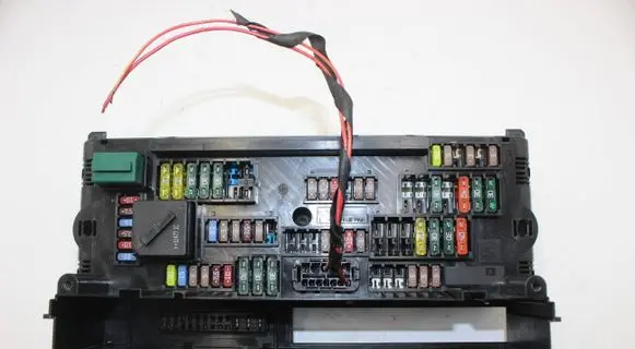 BMW X3 F25 Fuse module 9259467 217033444F 03015607