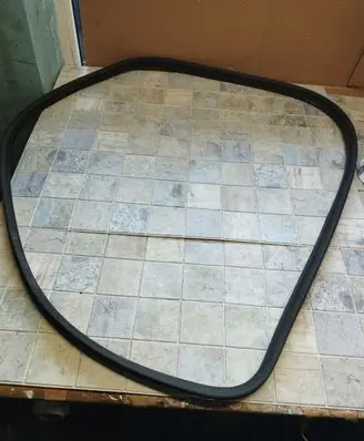 Front door rubber seal