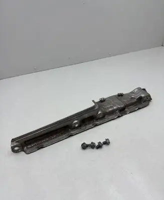 BMW 1 F20 F21 Heat shield in engine bay 7643180