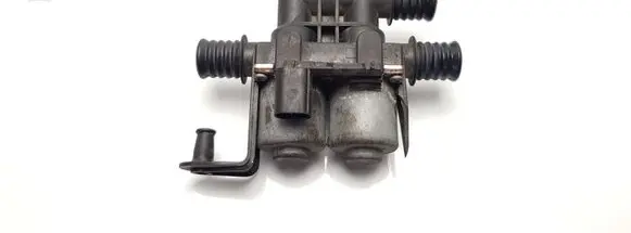 BMW 7 E65 E66 Coolant heater control valve 6411690665203 1147412159