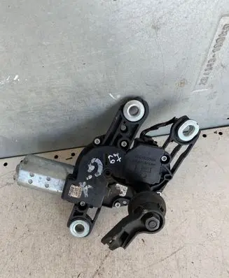 Volkswagen Golf VII Rear window wiper motor 5g0955711 W000038532