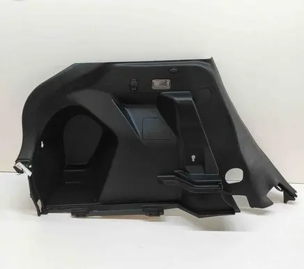 Trunk/boot side trim panel