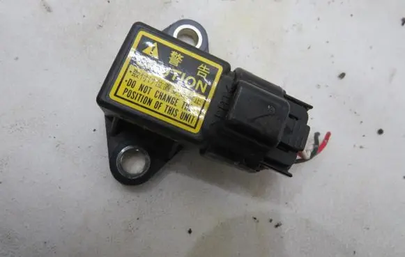 Toyota Land Cruiser (J120) ABS rear brake sensor KRIS235789