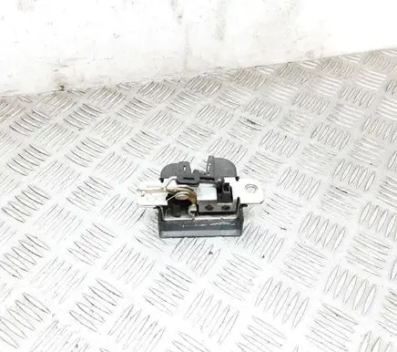 Volkswagen Polo Tailgate/trunk/boot lock/catch/latch 6Q6827505B