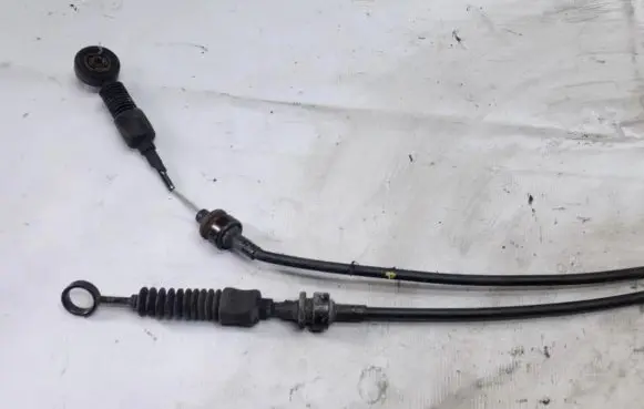 Suzuki Vitara (ET/TA) Gear shift cable linkage