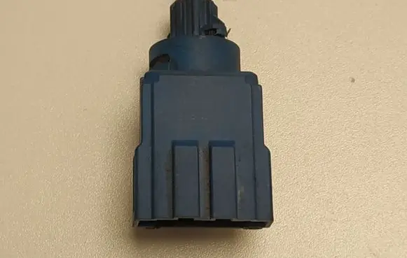 Clutch pedal sensor