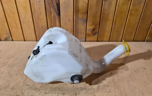 Opel Meriva A Windshield washer fluid reservoir/tank 93323649 564686137 6468613