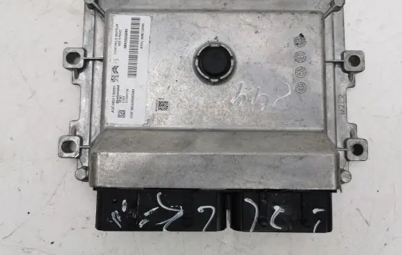 Citroen C4 III e-C4 Engine control unit/module 9843529280 9832694580