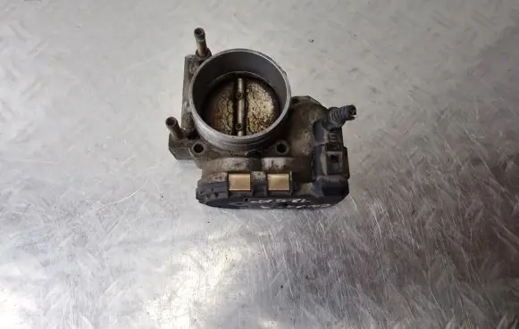 Volkswagen Golf IV Throttle valve 022133062AC