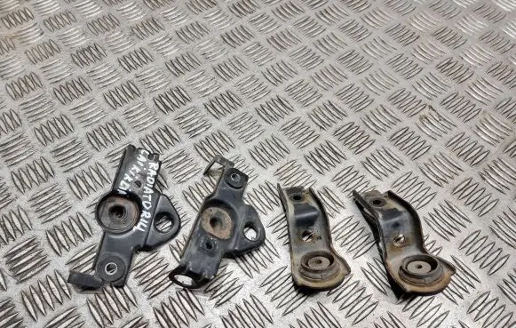 Toyota RAV 4 (XA30) Radiator support slam panel bracket 