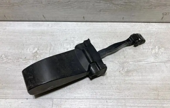 Skoda Octavia Mk3 (5E) Rear door check strap stopper 5E0839249