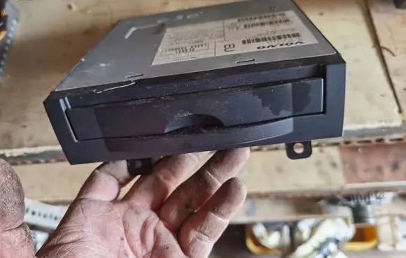 Volvo XC60 CD/DVD changer 31310241 02049189 31310234
