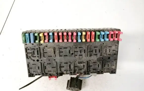 Volkswagen Transporter - Caravelle T4 Fuse box set 357937039