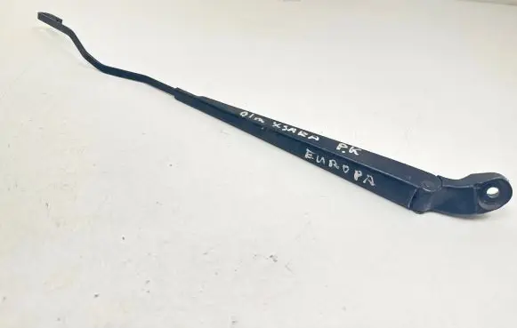 Citroen Xsara Front wiper blade arm