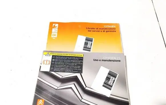 Citroen C5 Owners service history hand book 