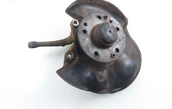 Mercedes-Benz E W124 Front wheel hub spindle knuckle 