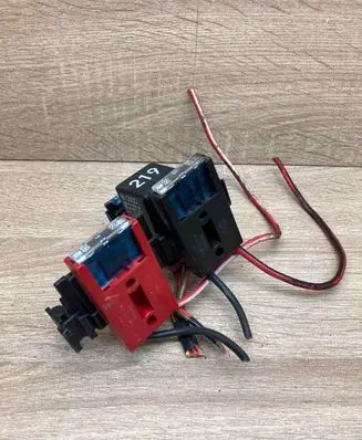 Audi A4 S4 B5 8D Other relay 8D0937503D 8A0937530