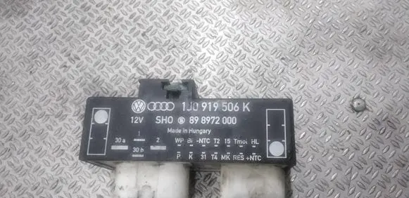 Volkswagen Golf IV Coolant fan relay 1J0919506K