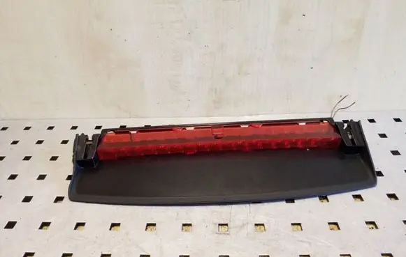 Audi A5 8T 8F Third/center stoplight 8T0945097